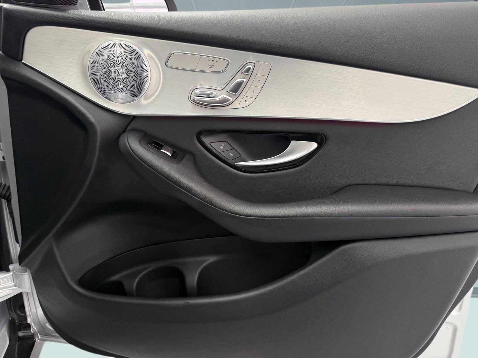 Used 2020 Mercedes-Benz GLC 300 image 21