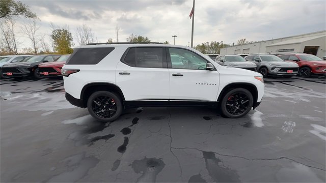 Certified 2020 Chevrolet Traverse Premier w/ Redline Edition image 9