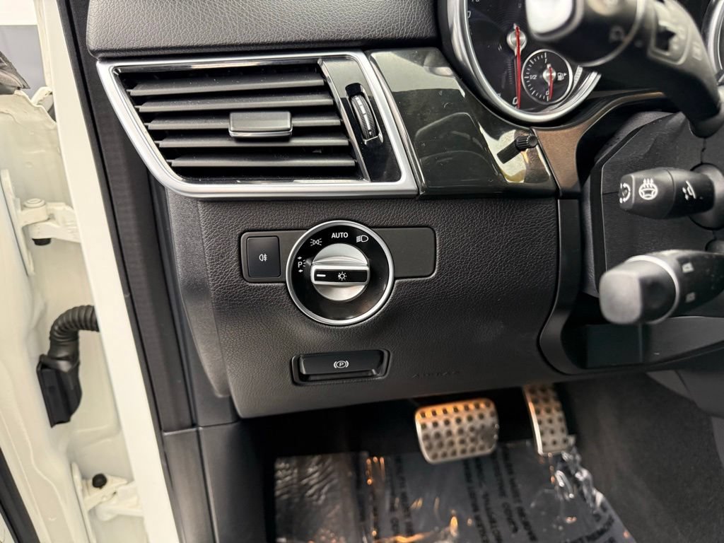 Used 2019 Mercedes-Benz GLE 400 4MATIC w/ Premium 1 Package image 42