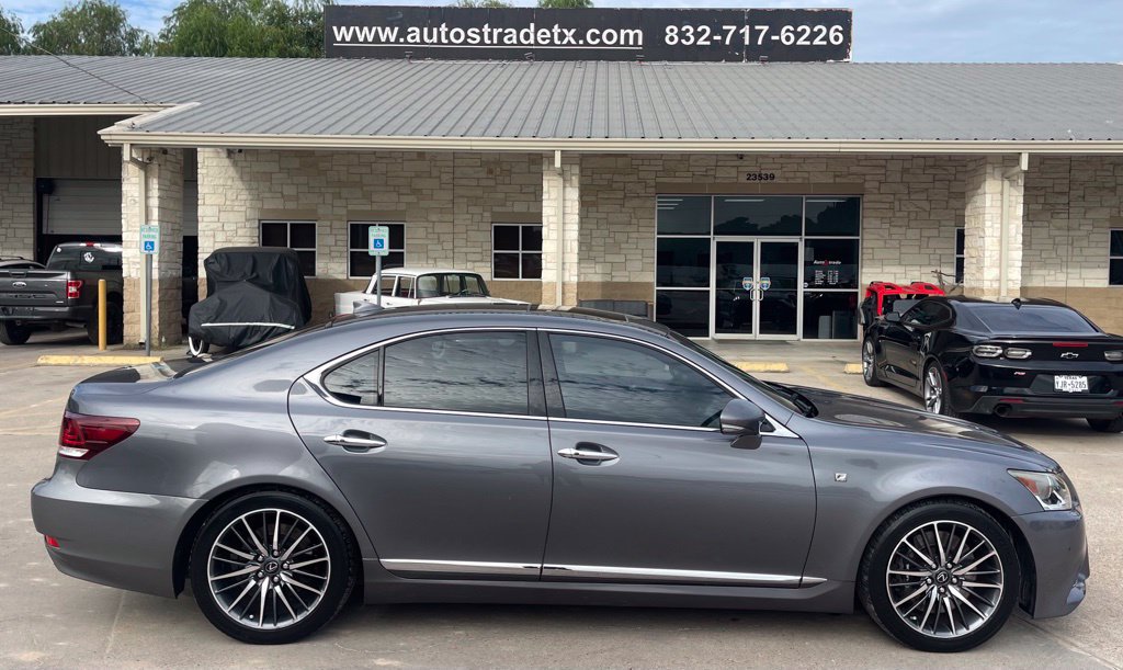 Used 2014 Lexus LS 460 w/ F Sport Package RWD image 6