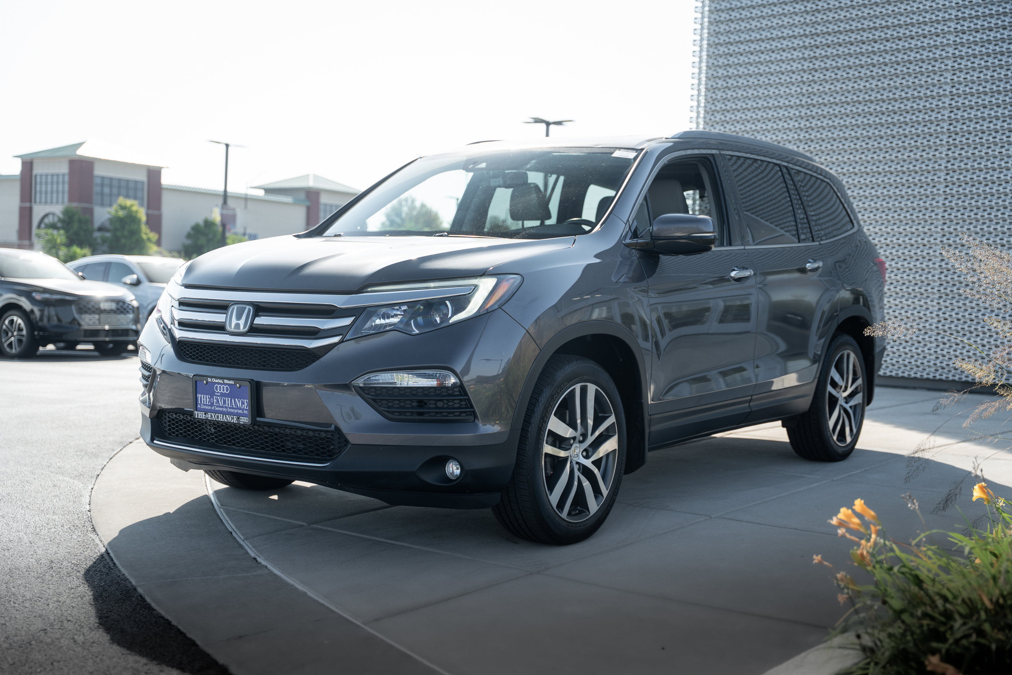 Used 2018 Honda Pilot Elite image 5