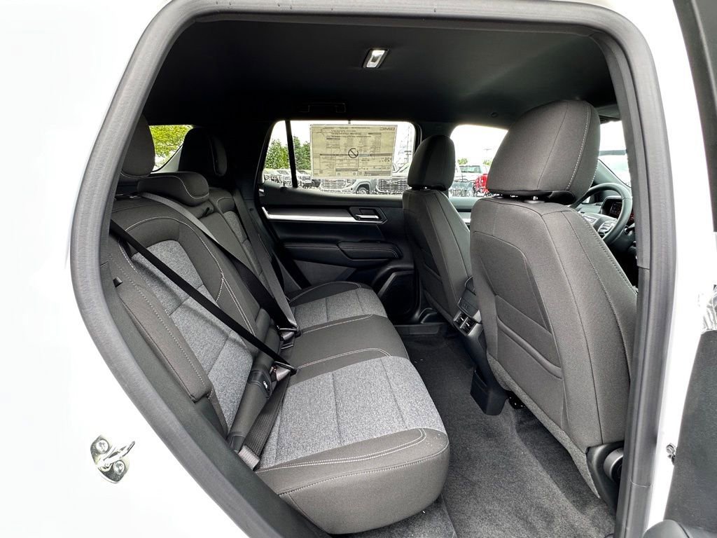 New 2026 GMC Terrain Elevation AWD/4WD image 13