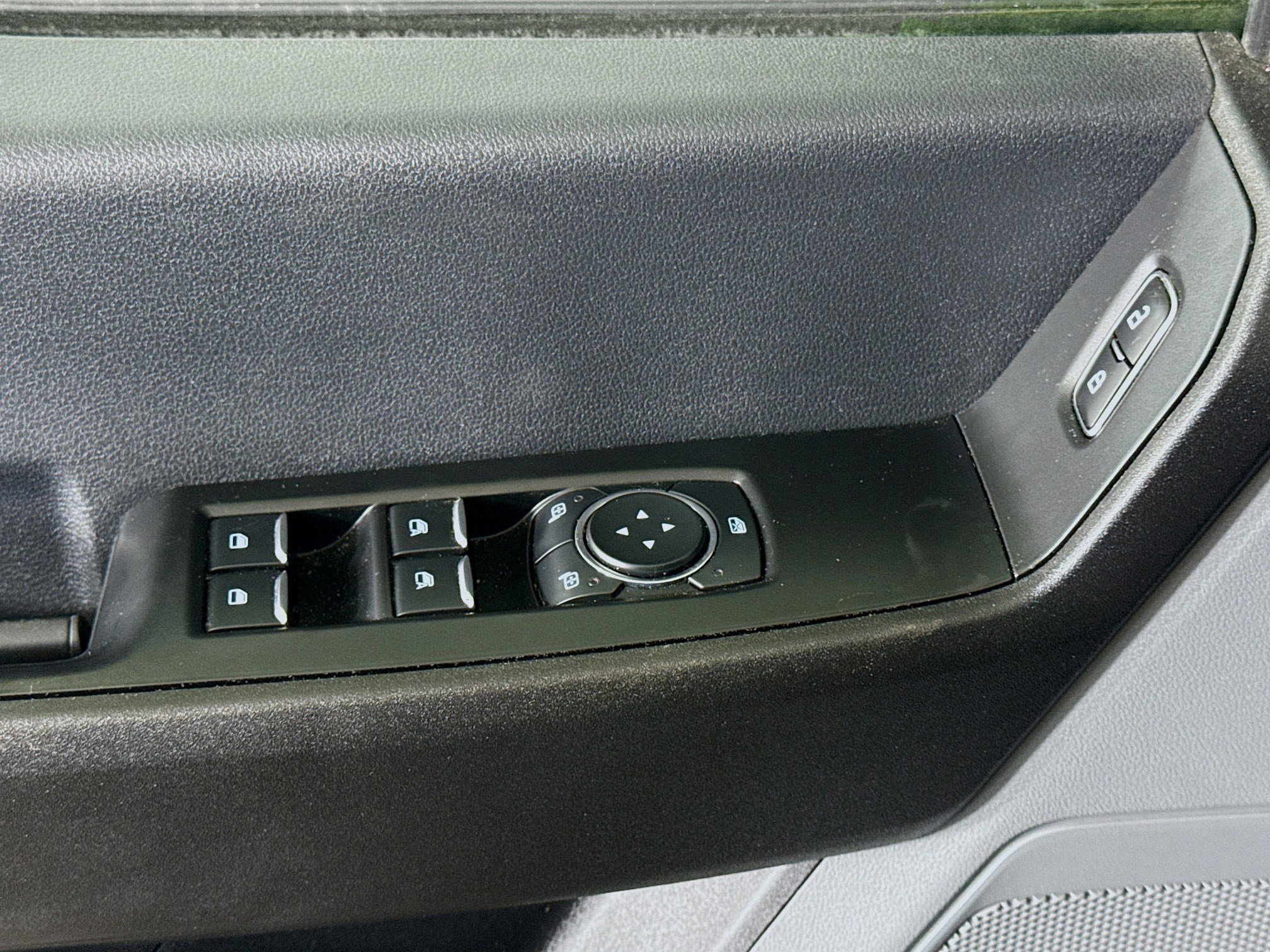 Used 2023 Ford F250 XL w/ XL Driver Assist Package AWD/4WD image 23