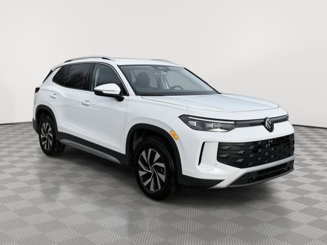 New 2026 Volkswagen Tiguan S image 1