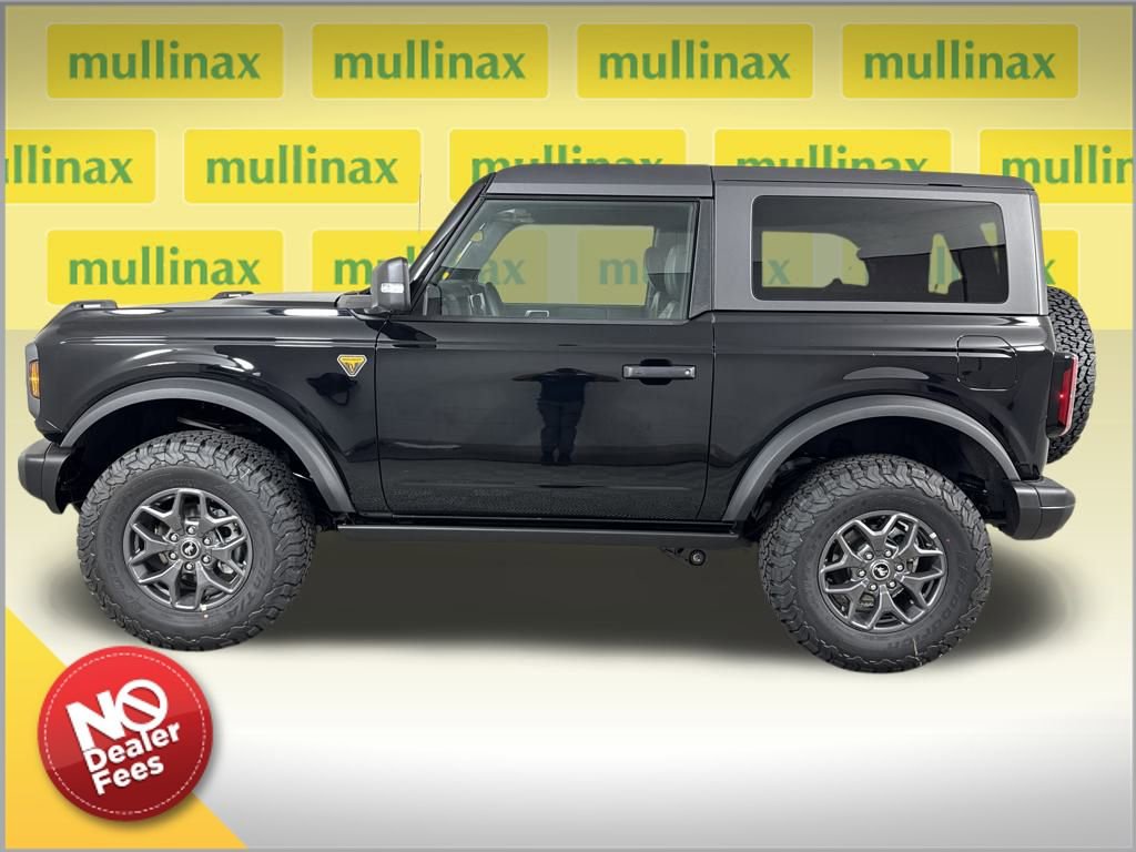 New 2025 Ford Bronco Badlands image 2