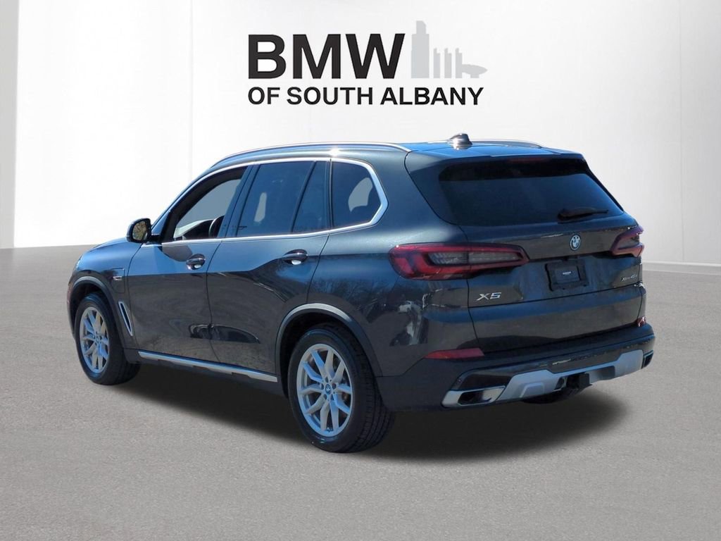 Used 2022 BMW X5 xDrive45e image 5