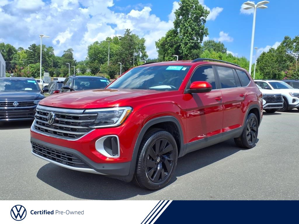 Certified 2024 Volkswagen Atlas SE image 1