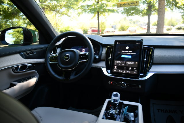 New 2027 Volvo XC90 B6 Plus AWD/4WD image 21