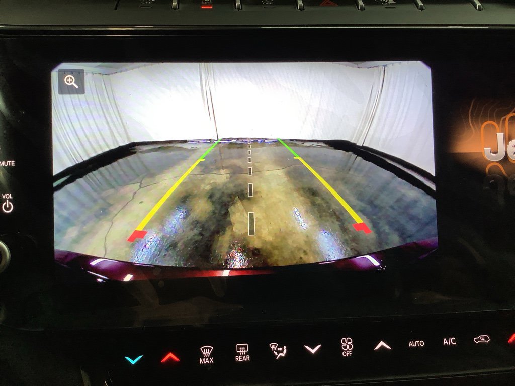 New 2026 Jeep Grand Cherokee Altitude image 21