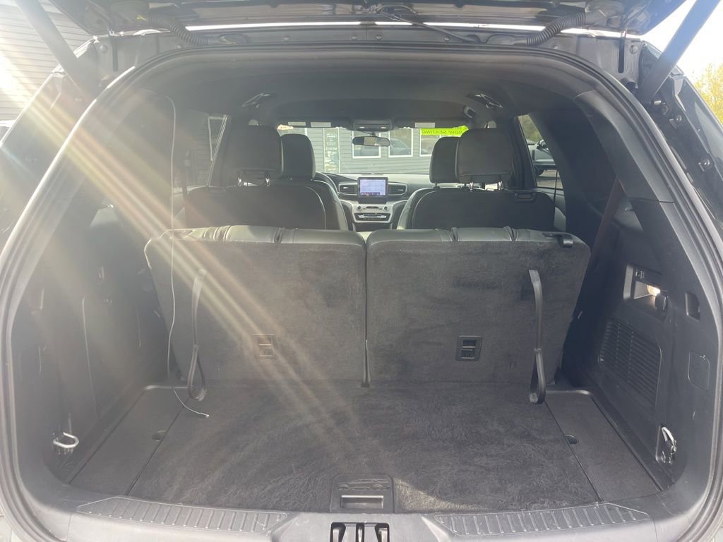 Used 2023 Ford Explorer Timberline image 7