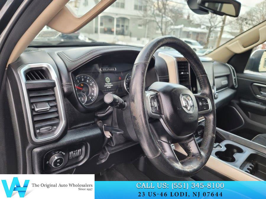 Used 2019 RAM 1500 Laramie AWD/4WD image 9