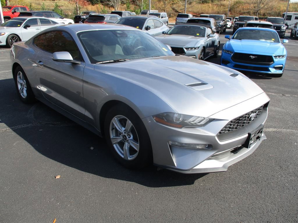 Used 2022 Ford Mustang Coupe RWD image 2