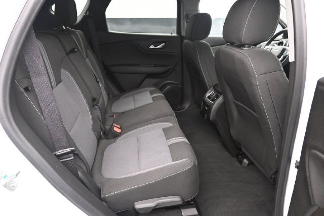 Used 2025 Chevrolet Blazer LT FWD image 19