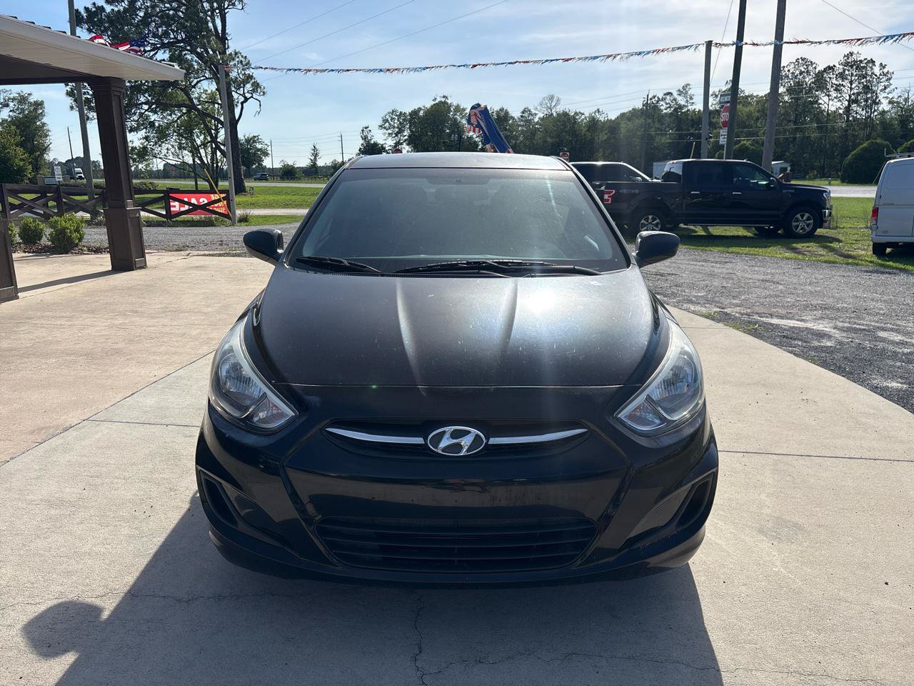 Used 2015 Hyundai Accent GS FWD image 2