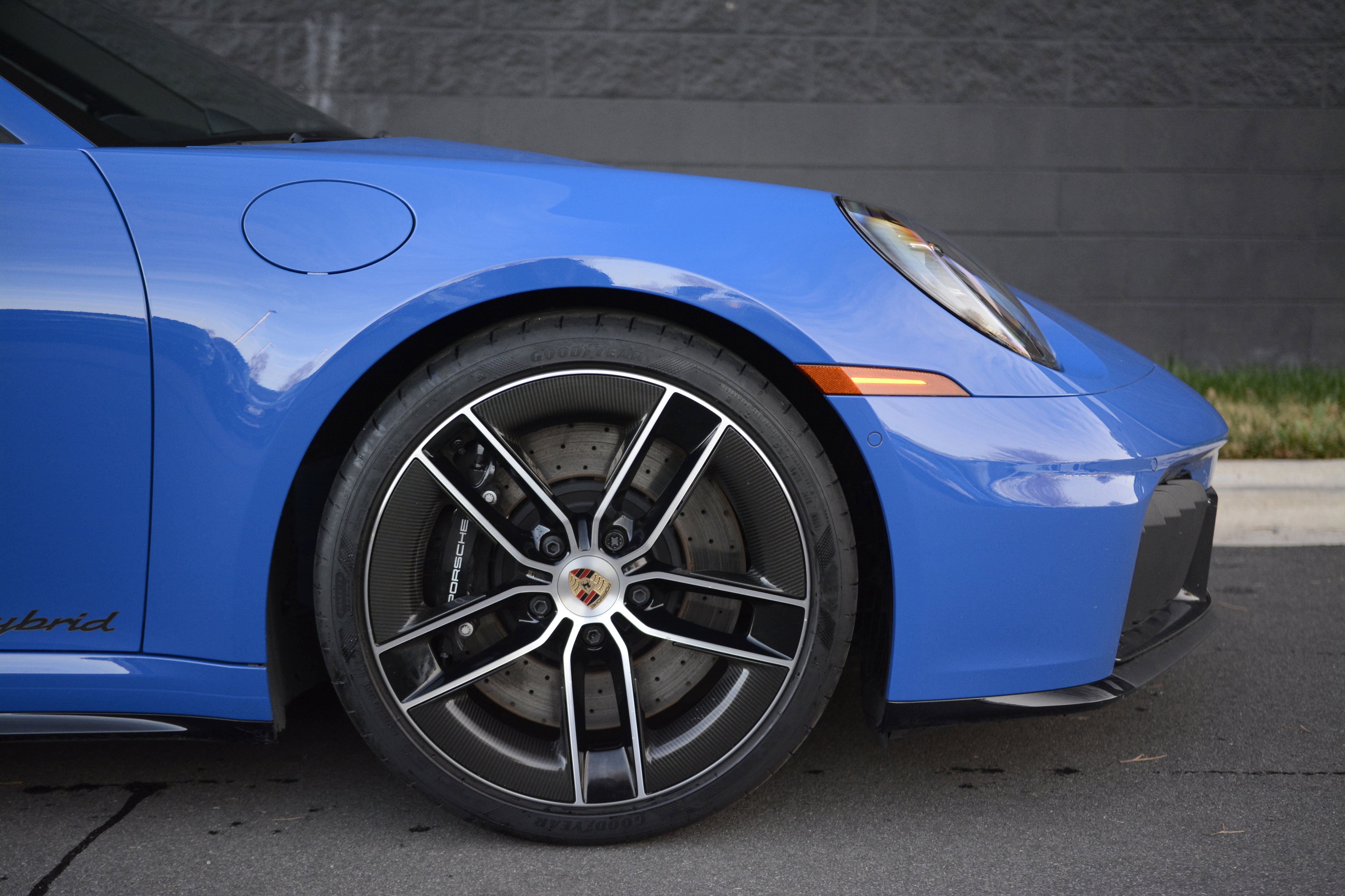 Certified 2025 Porsche 911 Carrera 4 GTS AWD/4WD image 11