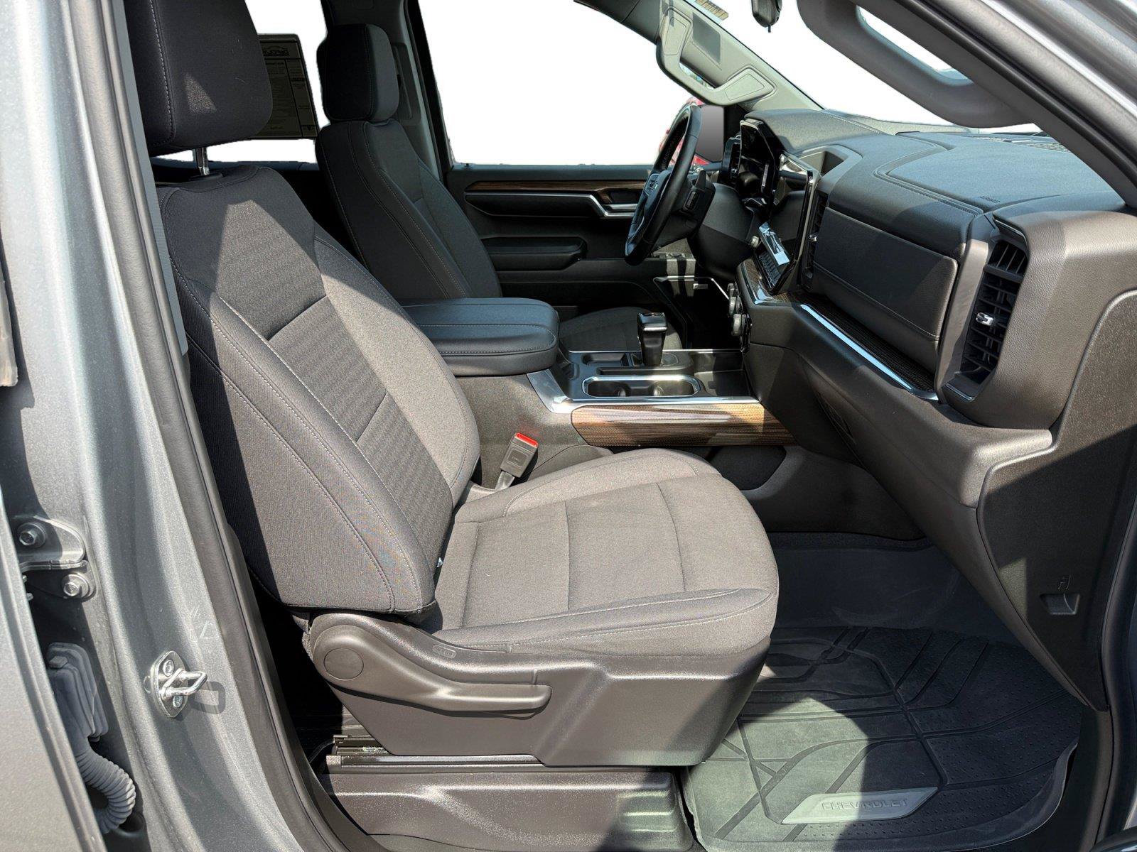 Used 2024 Chevrolet Silverado 1500 RST w/ Convenience Package II AWD/4WD image 24