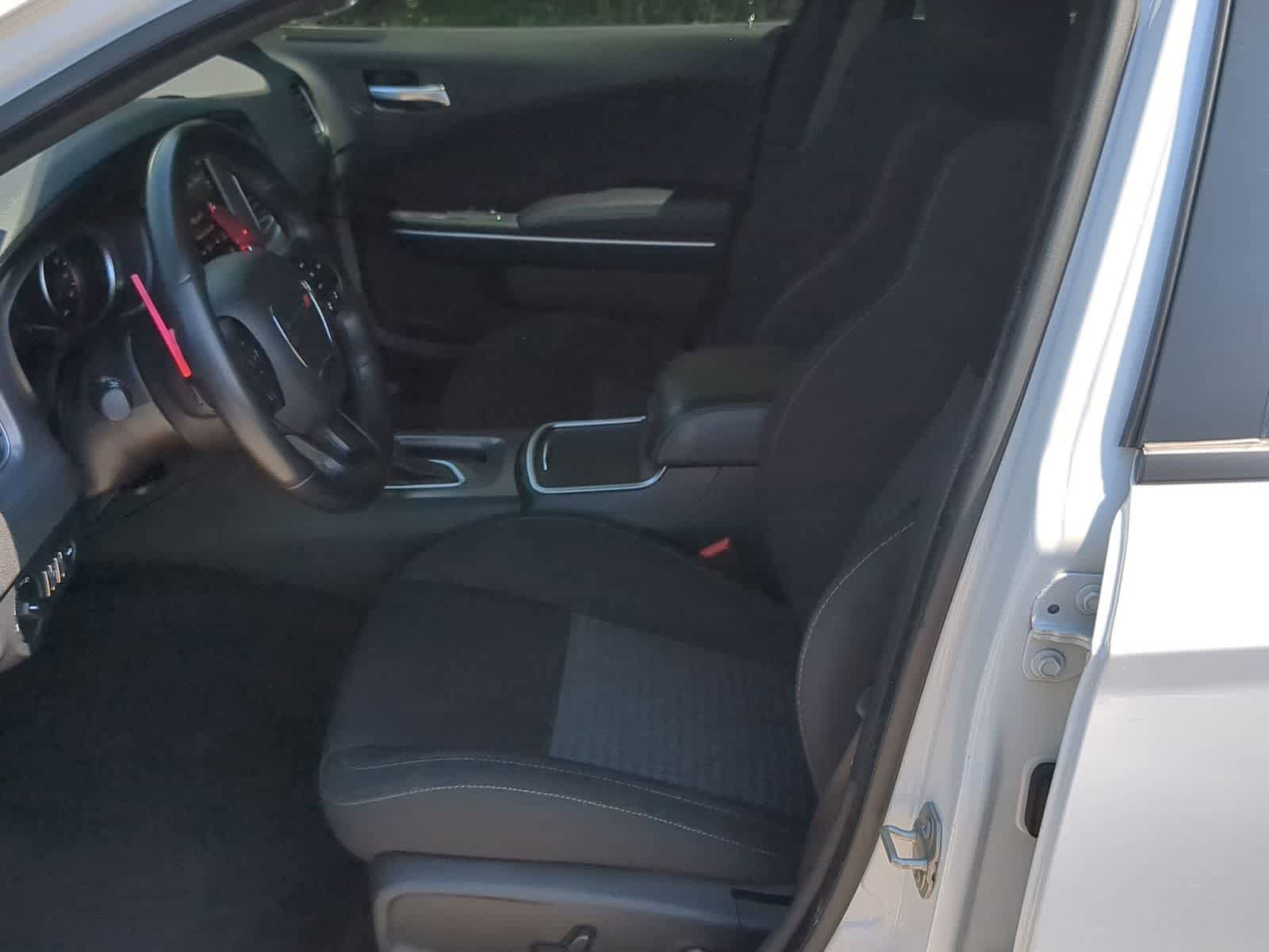 Certified 2023 Dodge Charger R/T w/ Technology Group RWD image 16