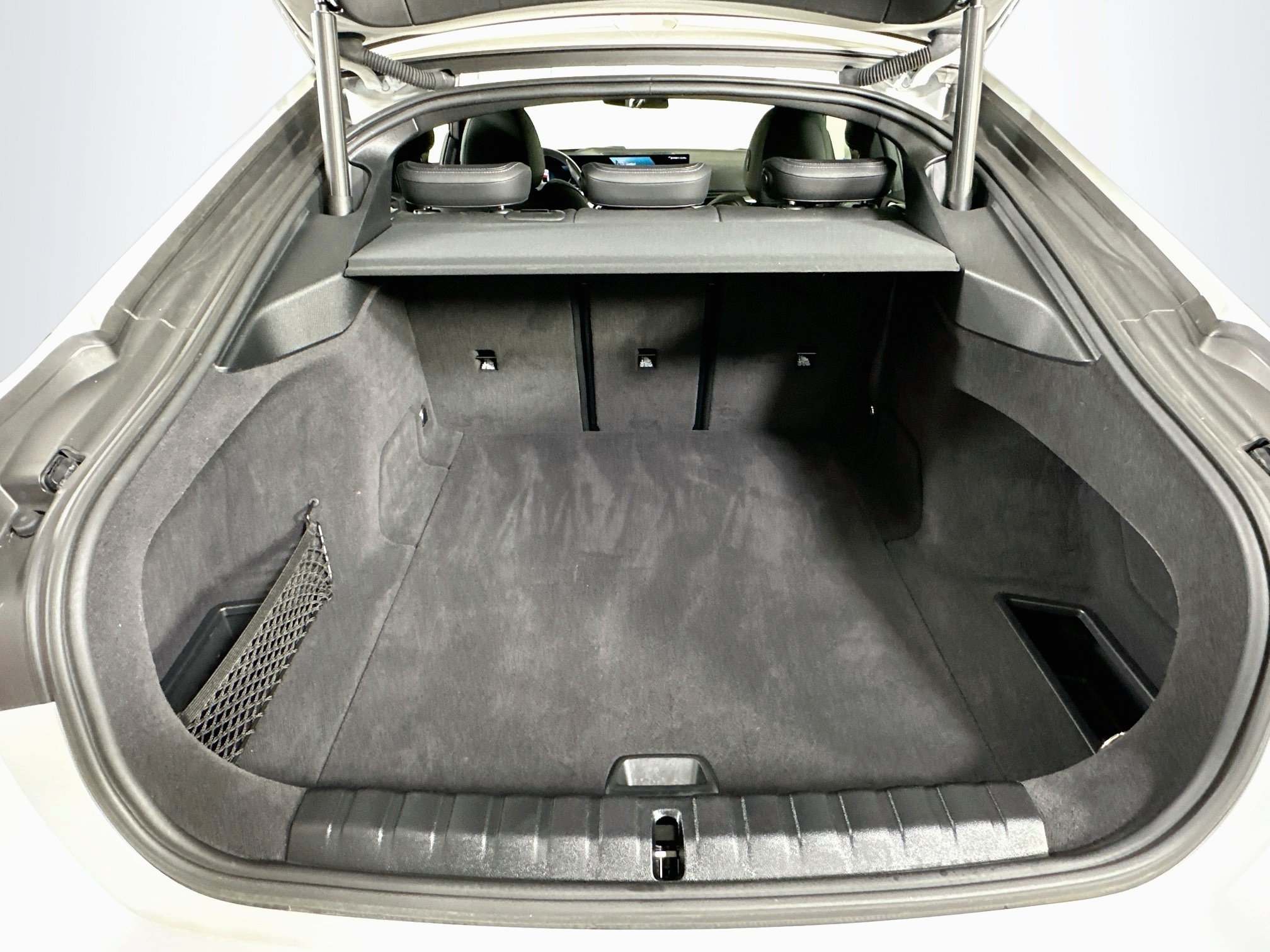 Used 2024 BMW i4 eDrive40 RWD image 28