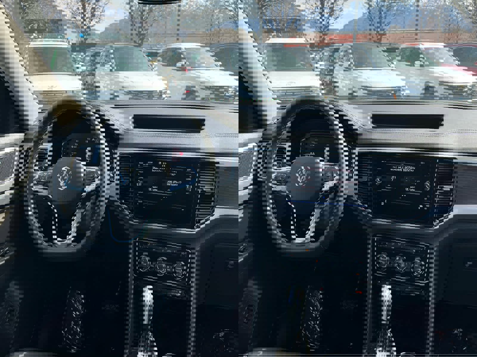 Used 2023 Volkswagen Atlas SE image 24