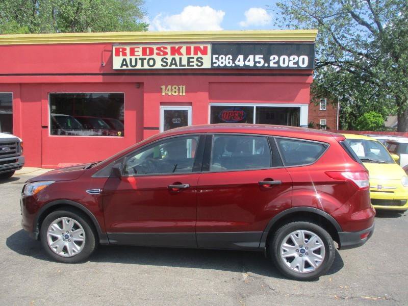Used 2016 Ford Escape S FWD image 4