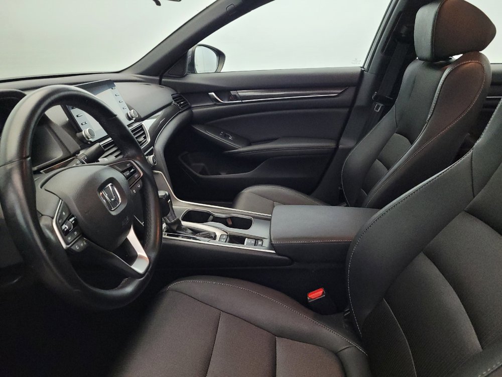 Used 2019 Honda Accord Sport image 17