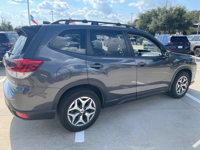 Used 2024 Subaru Forester Premium AWD/4WD image 3