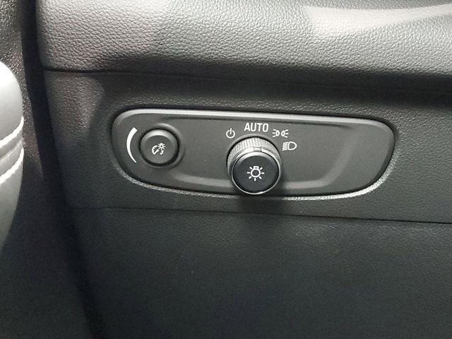 Certified 2023 Buick Envision Essence w/ Sport Touring Package image 20