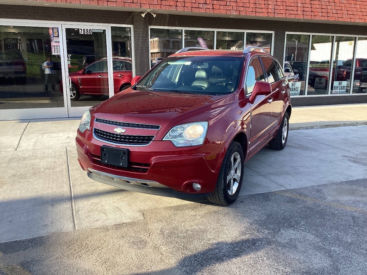 Used 2012 Chevrolet Captiva Sport LTZ AWD/4WD image 2