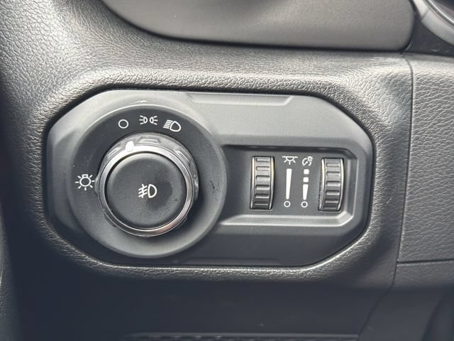 Used 2022 Jeep Wrangler Sport AWD/4WD image 21