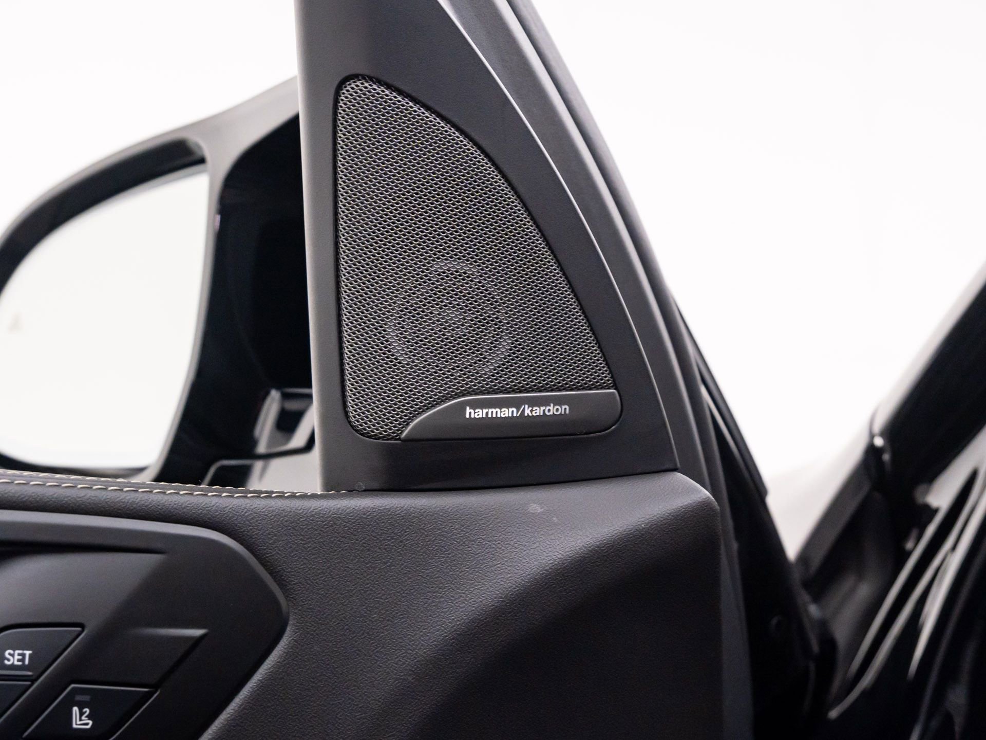 Used 2024 BMW X5 M60i image 15