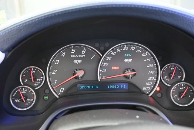 Used 2013 Chevrolet Corvette 427 w/ 1SC Preferred Equipment Group RWD image 9