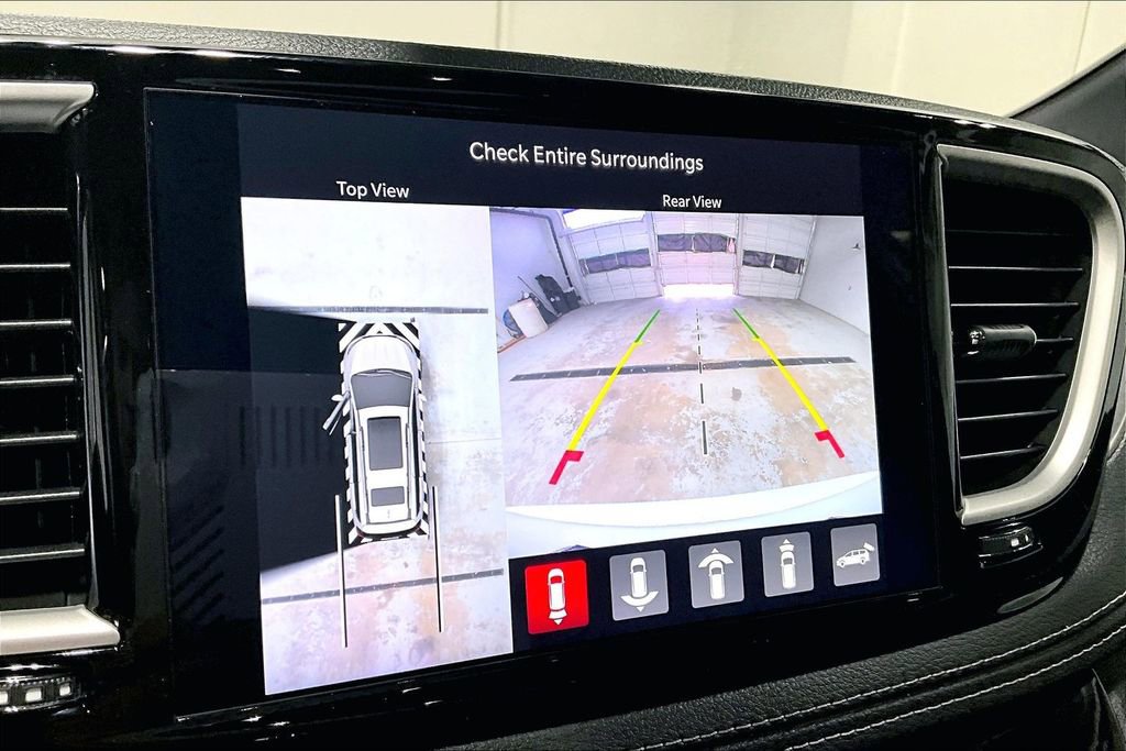 New 2026 Chrysler Pacifica Select FWD image 15