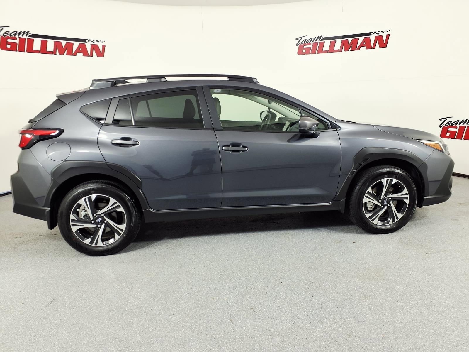 Used 2025 Subaru Crosstrek 2.0i Premium image 4