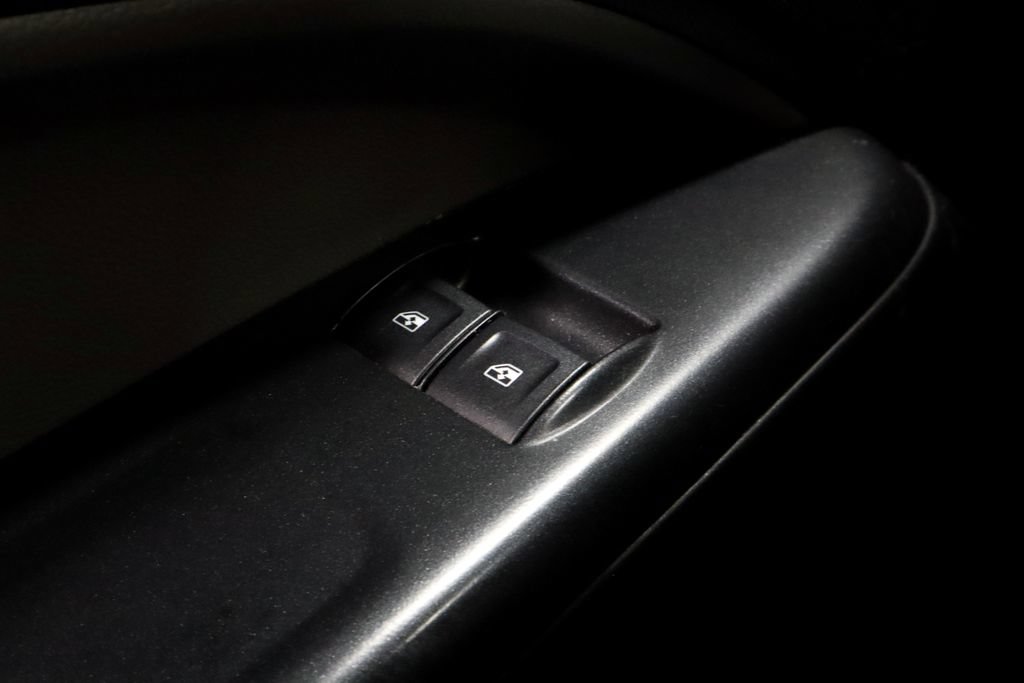 Used 2019 Chevrolet Colorado W/T RWD image 25