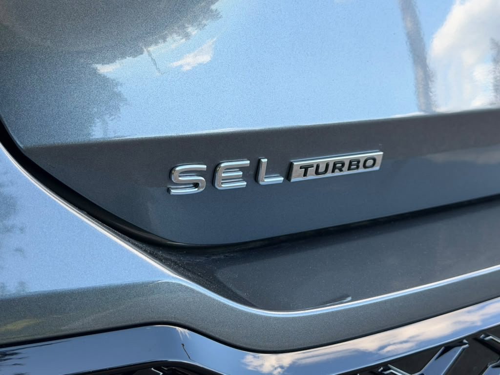New 2027 Volkswagen Tiguan SEL R-Line AWD/4WD image 32