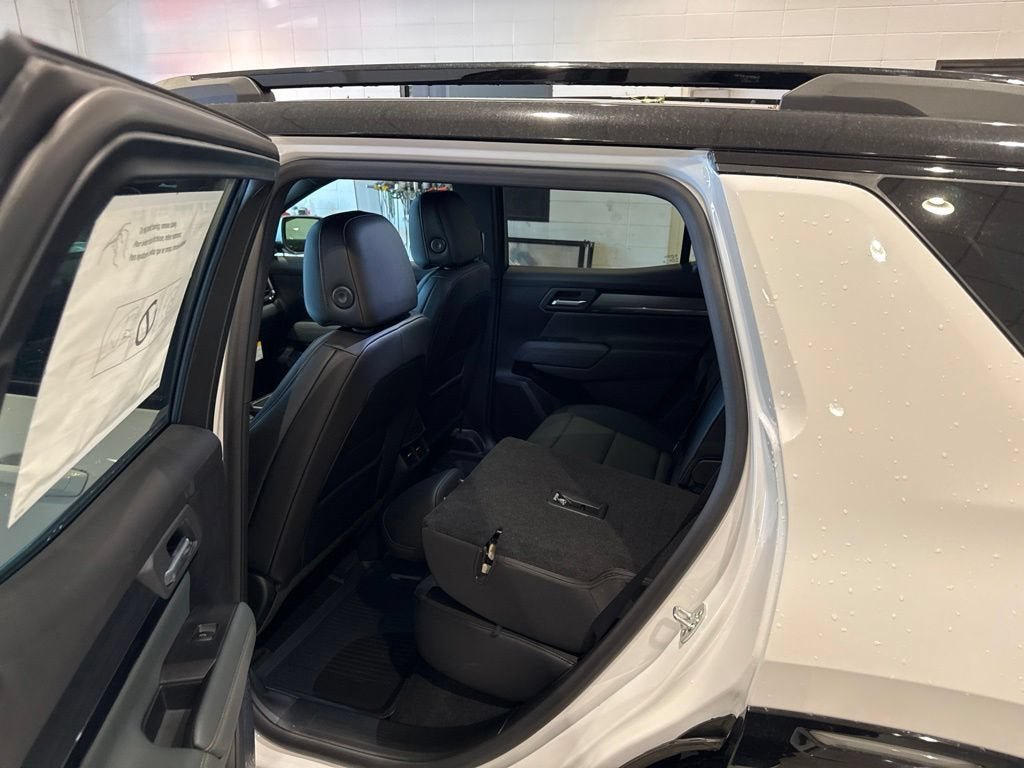 New 2026 GMC Terrain AT4 w/ LPO, Floor Liner Package AWD/4WD image 20