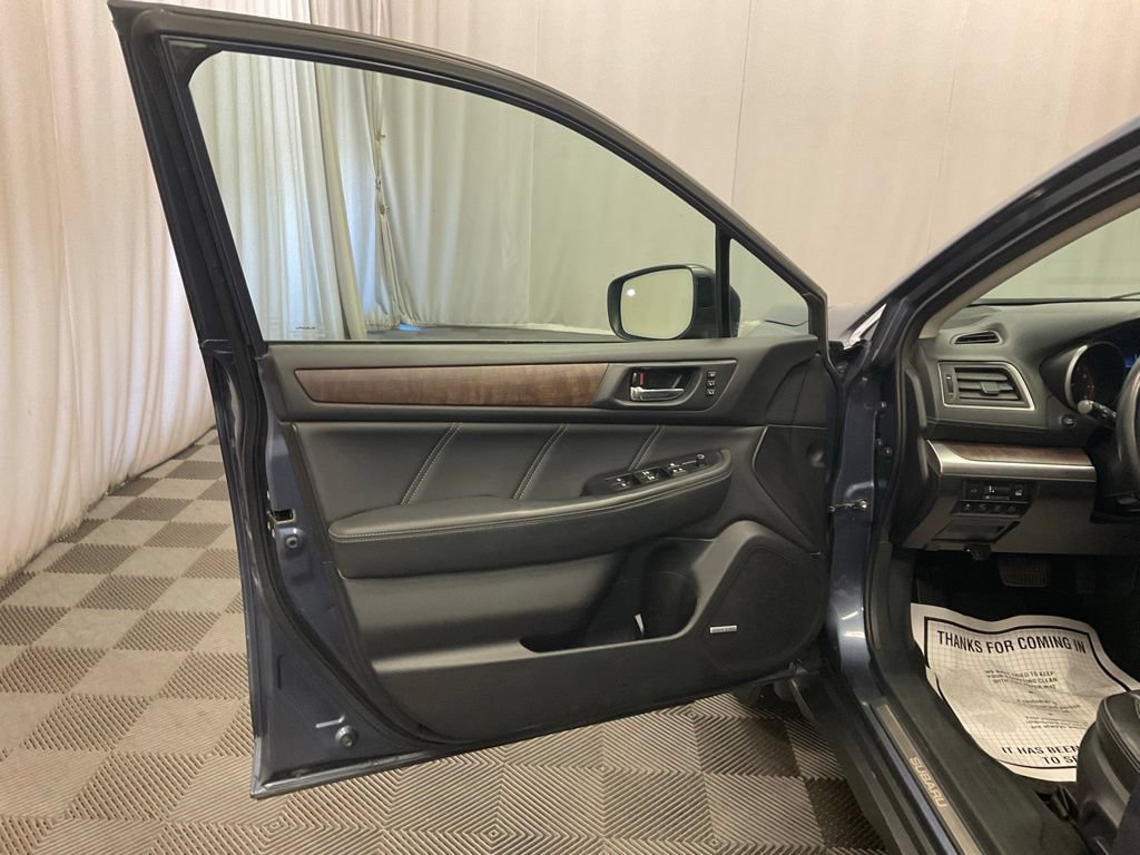 Used 2018 Subaru Outback 2.5i Limited AWD/4WD image 4