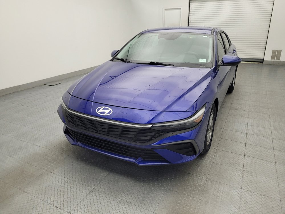 Used 2024 Hyundai Elantra SE FWD image 15
