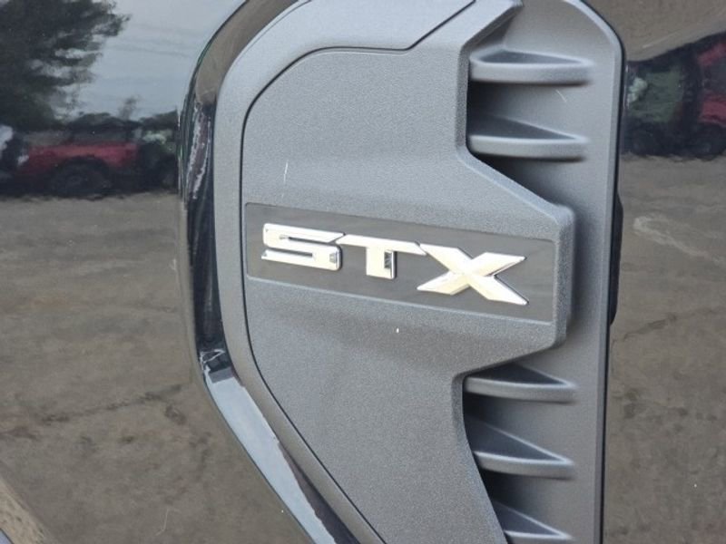 Used 2024 Ford Ranger XL image 7