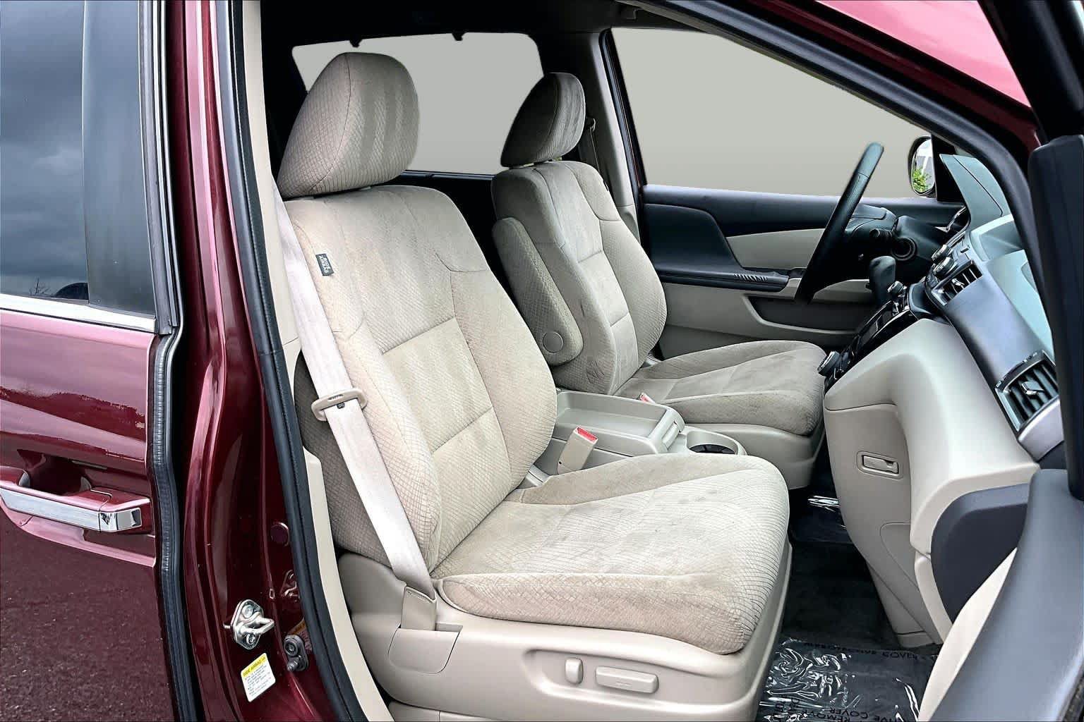 Used 2016 Honda Odyssey EX image 9