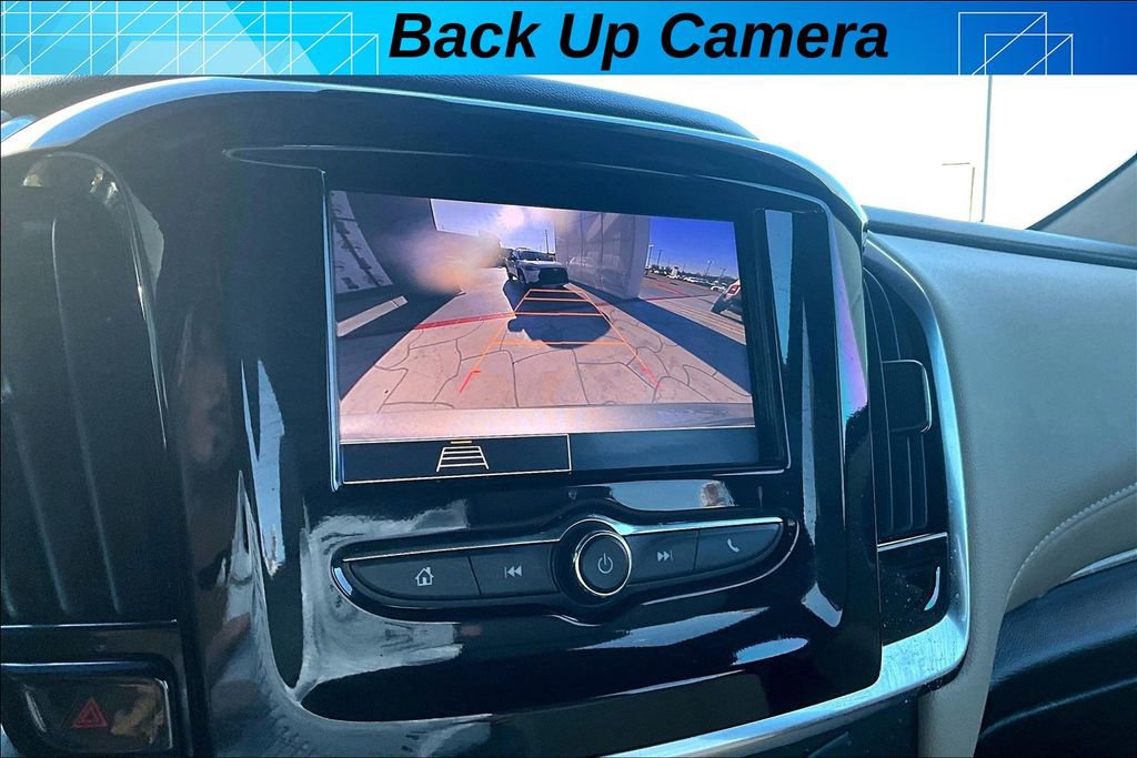 Used 2023 Chevrolet Traverse LS w/ Safety Package image 14