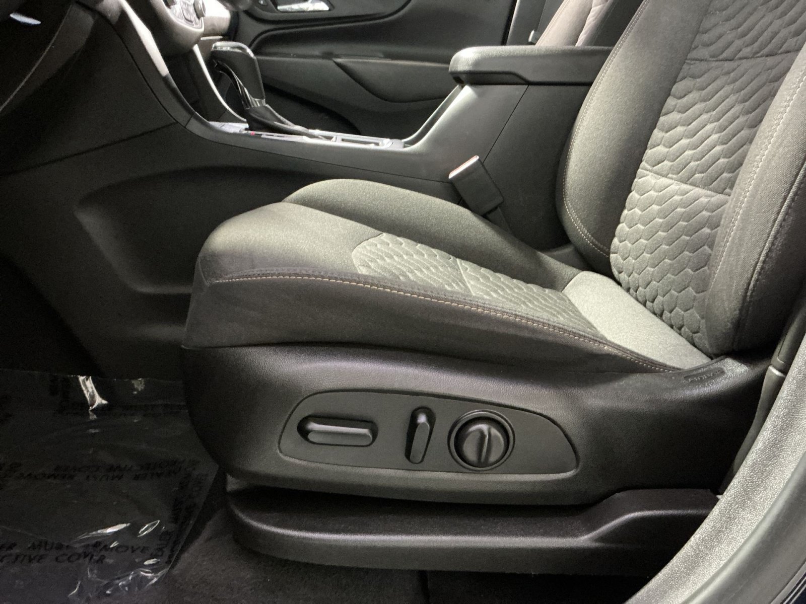 Used 2021 Chevrolet Equinox LT AWD/4WD image 15