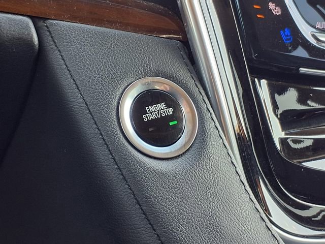 Used 2019 Cadillac Escalade ESV Luxury AWD/4WD image 18