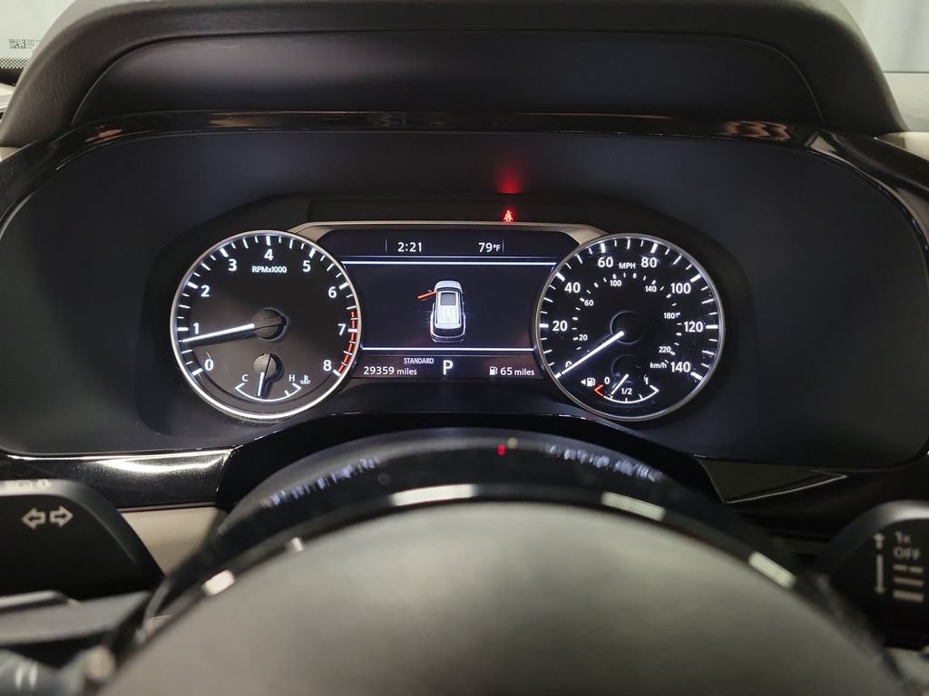 Used 2024 Nissan Pathfinder SL w/ Black Appearance Package FWD image 27