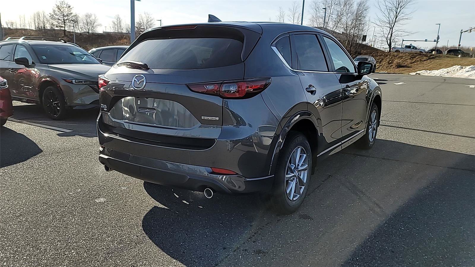 New 2025 MAZDA CX-5 AWD 2.5 S w/ Preferred Package image 3