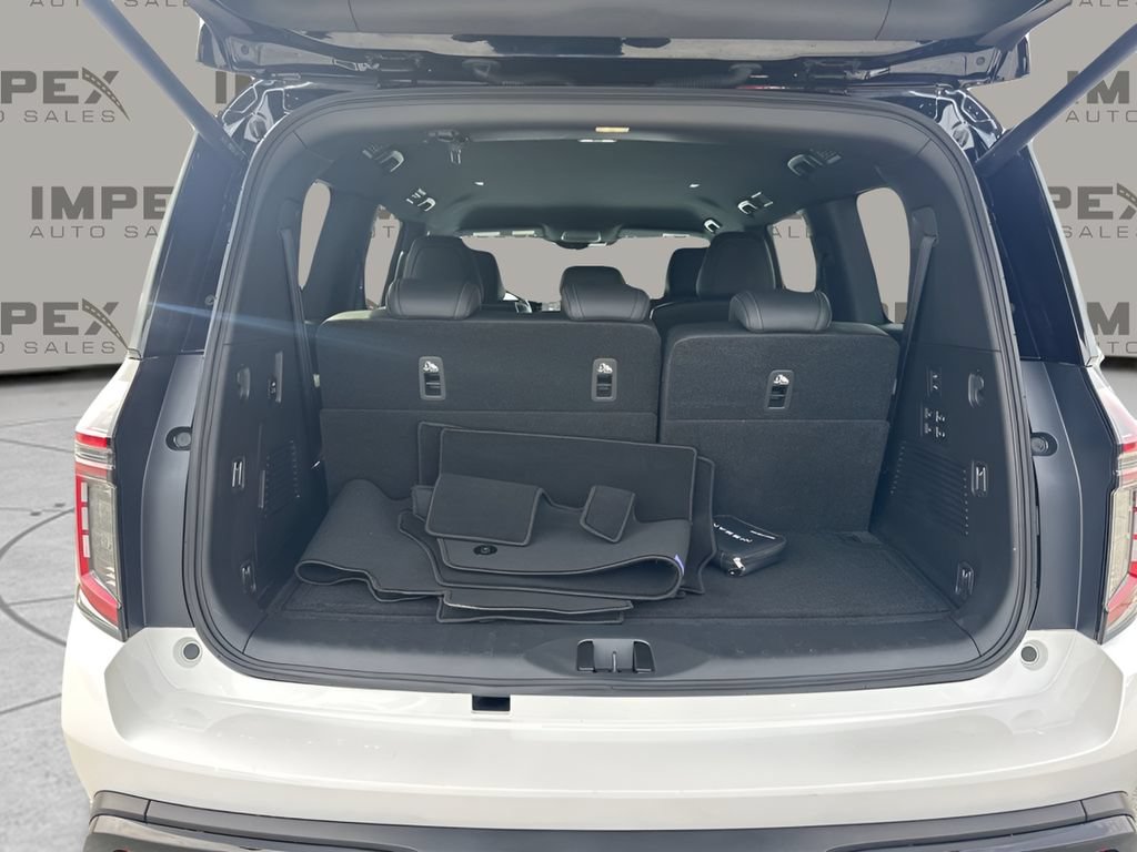 Used 2025 Nissan Armada PRO-4X AWD/4WD image 30