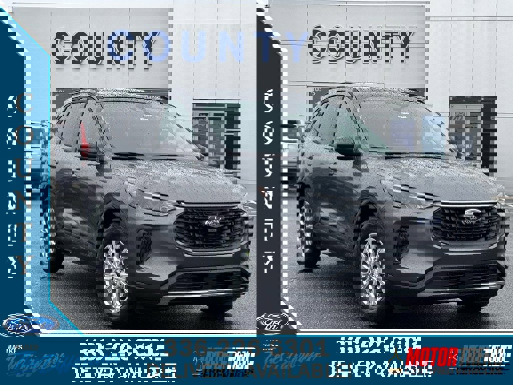 New 2025 Ford Escape Active w/ Cold Weather Package