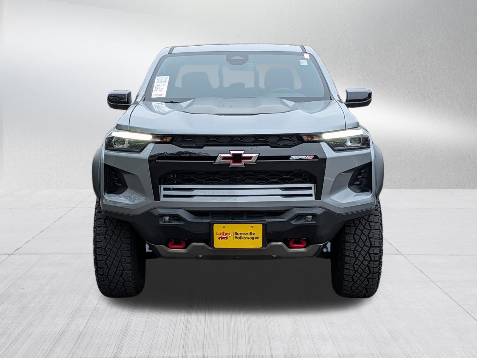 Used 2023 Chevrolet Colorado ZR2 w/ ZR2 Convenience Package III AWD/4WD image 2