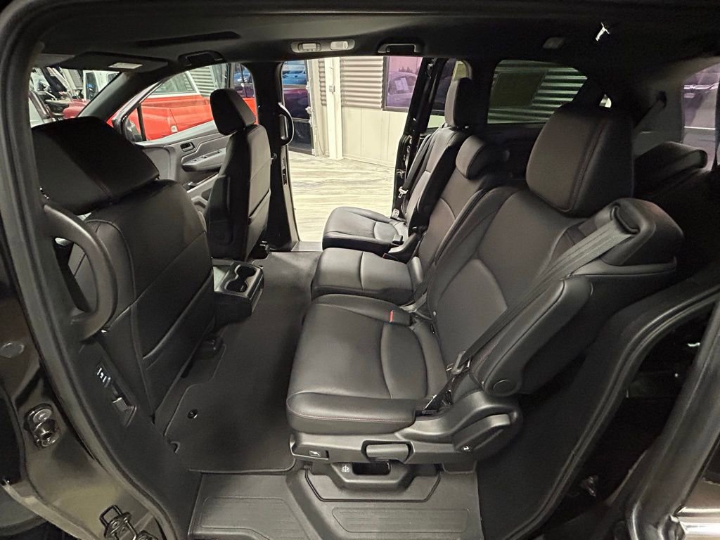 Used 2025 Honda Odyssey Sport-L image 48