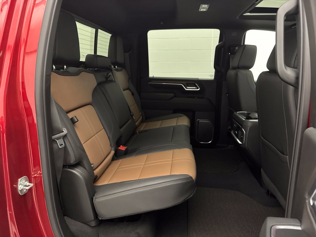 Used 2025 Chevrolet Silverado 2500 High Country w/ High Country Premium Package AWD/4WD image 63